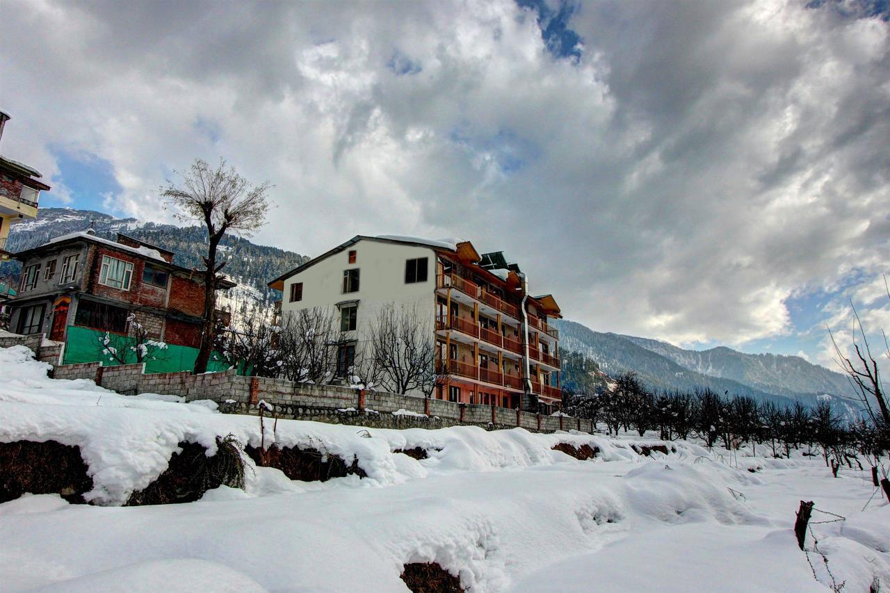 Hotel Mountain Face By Snow City Hotels Manāli Dış mekan fotoğraf